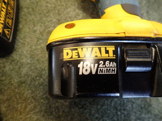 549077-8 Silicone sprayer DeWalt DC547