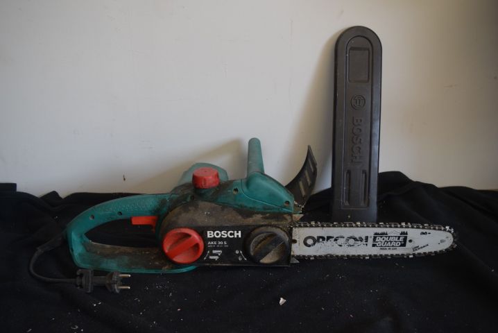 519016-1 Electric chain saw Bosch AKE 30 S