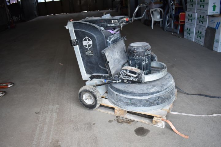 569216-1 Radio controlled concrete grinder HTC 950 RX -06