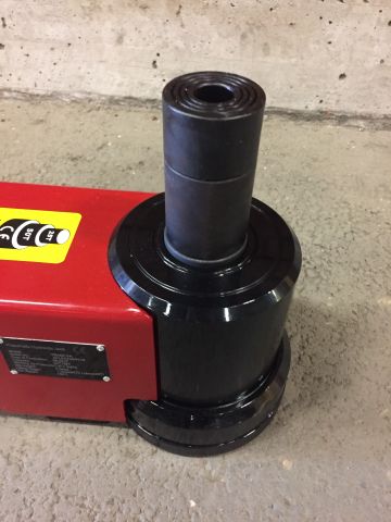 569324-3 Red Tool - Pneumatic Jack 50 Ton & 2 pcs Jack stands 15 Ton - New