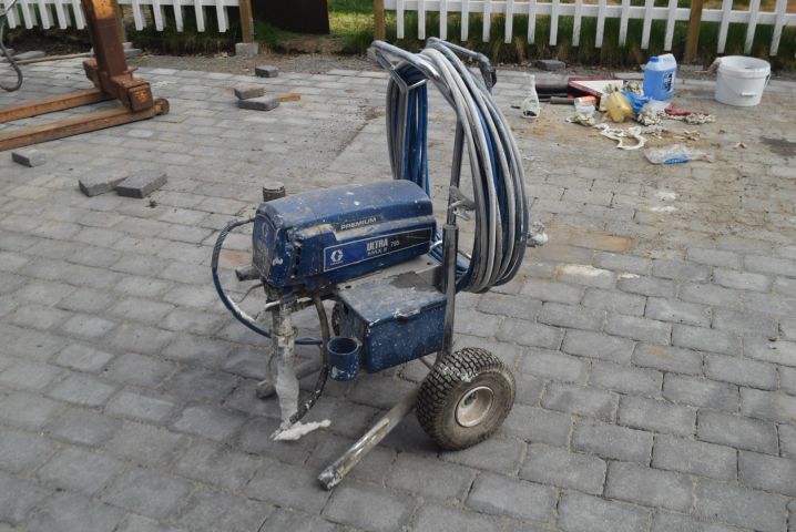 572663-1 Electric high pressure sprayer Graco Ultra Max II 795 Premium with Tempspray heating hose