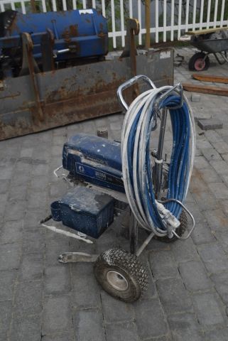 572663-3 Electric high pressure sprayer Graco Ultra Max II 795 Premium with Tempspray heating hose