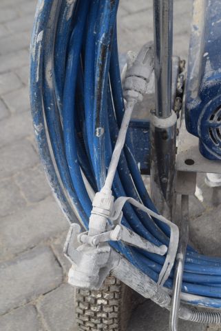 572663-9 Electric high pressure sprayer Graco Ultra Max II 795 Premium with Tempspray heating hose