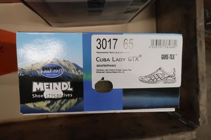 568816-10 Range of outdoor shoes (Meindl, Mad Rock and others)