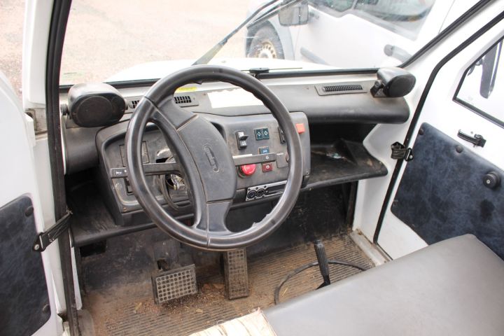 572902-9 Electric vehicles, Melex, 865 48, -08, Defective