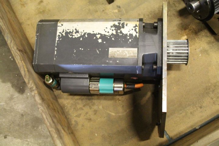 556649-6 Siemens brushless servo motor with optical encoder