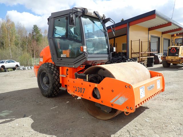 549222-1 Roller HAMM 3307 Contract No: 1706180094