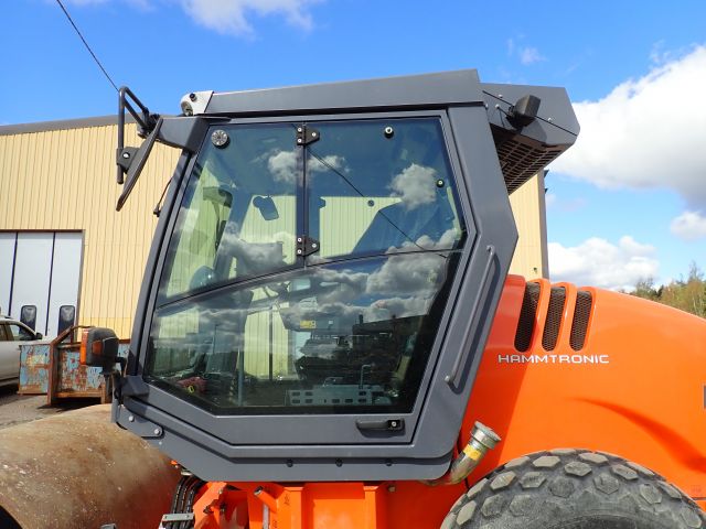 549222-21 Roller HAMM 3307 Contract No: 1706180094