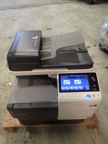 520738-1 Multifunction printer Konica Minolta Bizhub C3351