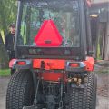 574802-4 Compact tractor Kubota STV 40 -10 (incl folding plow, sand spreader & tilt trailer)
