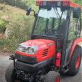 574802-8 Compact tractor Kubota STV 40 -10 (incl folding plow, sand spreader & tilt trailer)