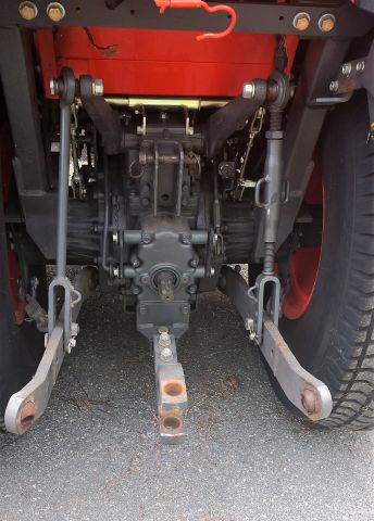 574802-14 Compact tractor Kubota STV 40 -10 (incl folding plow, sand spreader & tilt trailer)