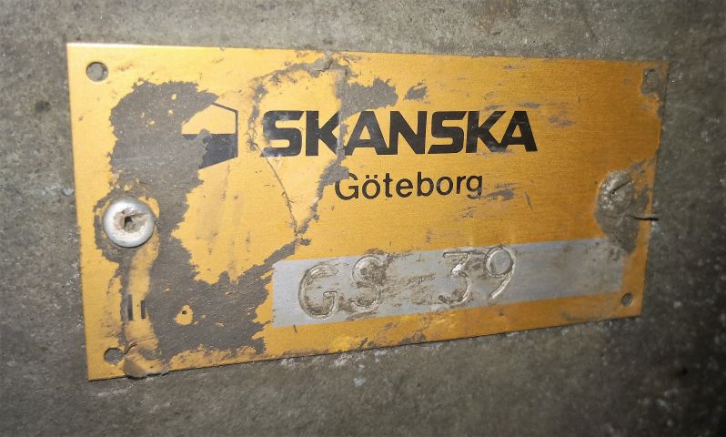 574802-31 Compact tractor Kubota STV 40 -10 (incl folding plow, sand spreader & tilt trailer)