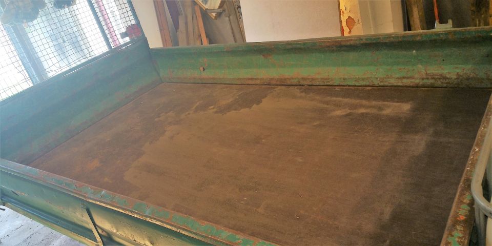 574802-41 Compact tractor Kubota STV 40 -10 (incl folding plow, sand spreader & tilt trailer)