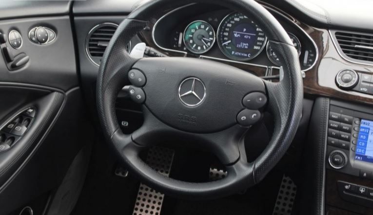 578619-8 Mercedes-Benz CLS 63 AMG