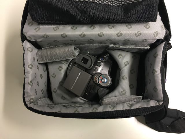 559676-3 Camcorder Panasonic VDR-D310