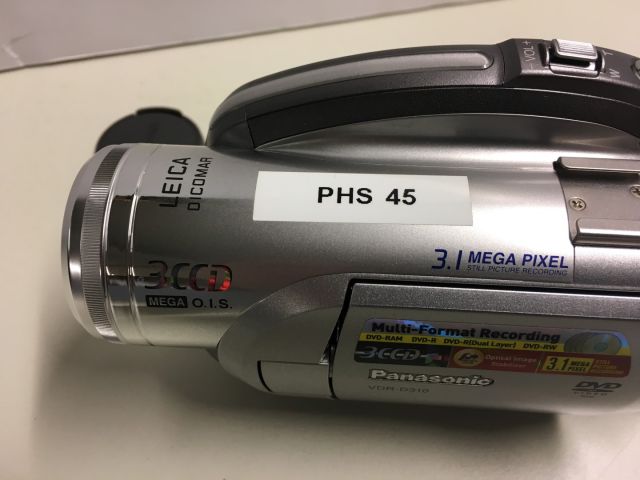 559676-4 Camcorder Panasonic VDR-D310