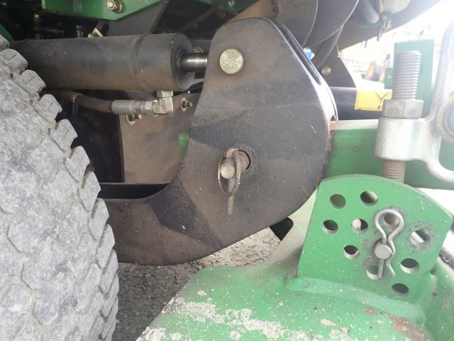 521282-35 Riding mower John Deere Series II 4WD 1445