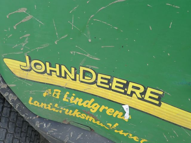 521282-36 Riding mower John Deere Series II 4WD 1445
