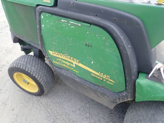 521282-38 Riding mower John Deere Series II 4WD 1445