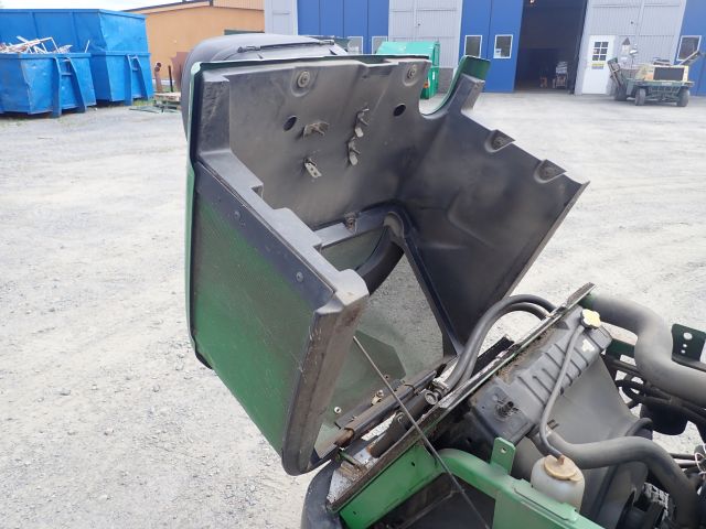 521282-41 Riding mower John Deere Series II 4WD 1445