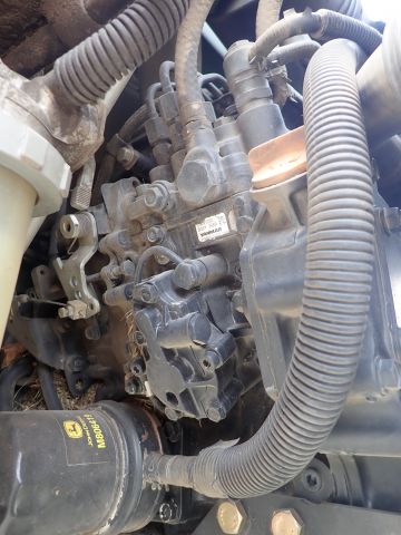 521282-47 Riding mower John Deere Series II 4WD 1445