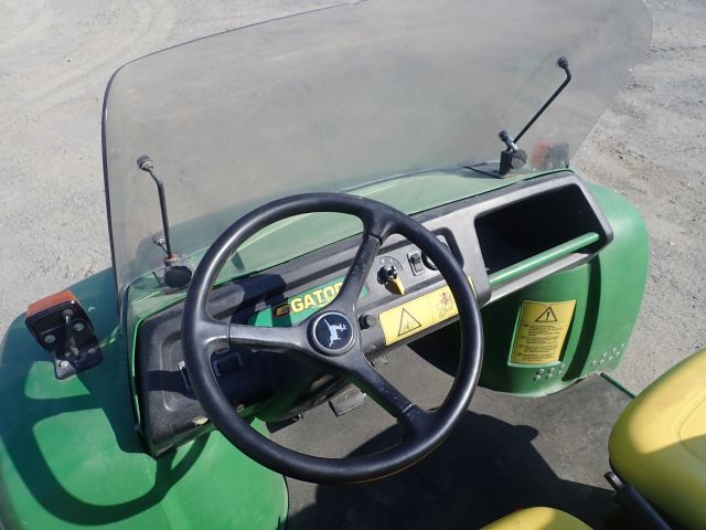 521283-13 John Deere E-Gator