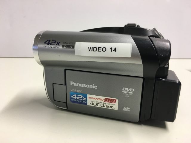 559692-1 Camcorder Panasonic VDR-D50