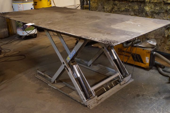 541933-1 Hydraulic lift table "Marco 100 kg"