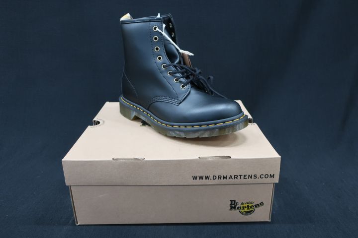 579852-1 Boot Dr.Martens 1460 Vegan Black Size: 43