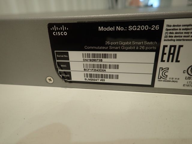 521287-5 26 ports switch Cisco SG200-26