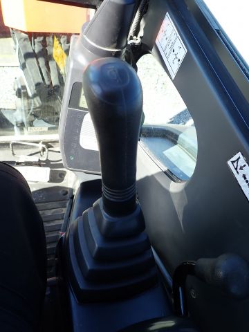 549381-68 HITACHI ZX27U