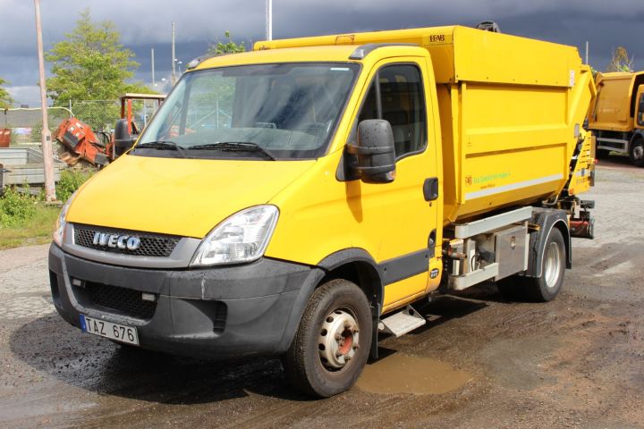 581580-1 Garbage truck Iveco Daily 4 * 2 (116249 km) -2010