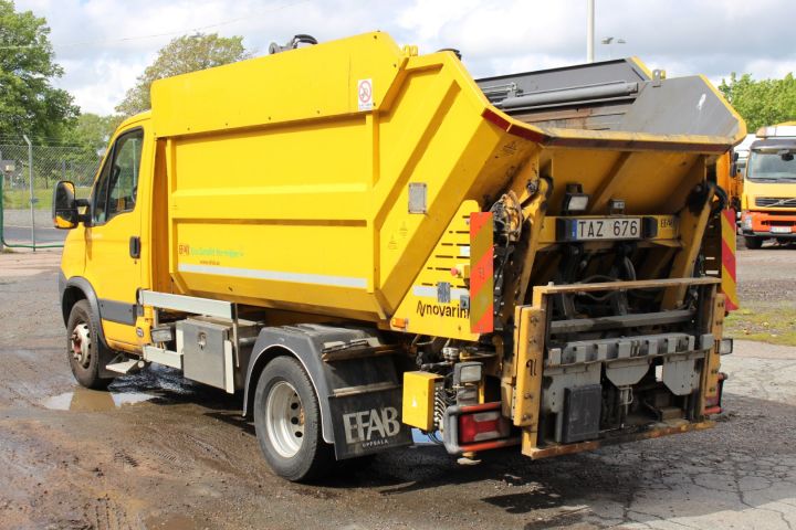 581580-3 Garbage truck Iveco Daily 4 * 2 (116249 km) -2010