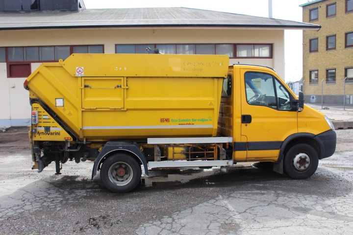 581580-6 Garbage truck Iveco Daily 4 * 2 (116249 km) -2010