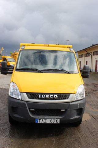 581580-8 Garbage truck Iveco Daily 4 * 2 (116249 km) -2010