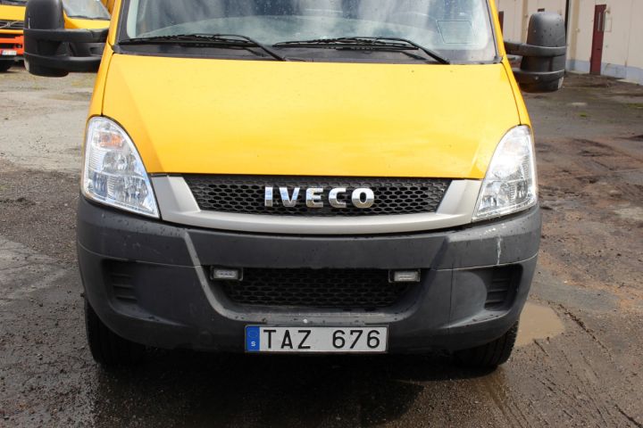 581580-9 Garbage truck Iveco Daily 4 * 2 (116249 km) -2010