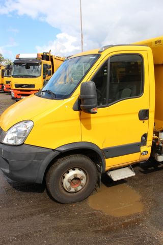 581580-11 Garbage truck Iveco Daily 4 * 2 (116249 km) -2010
