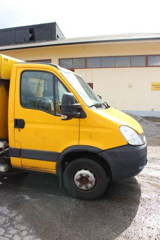 581580-12 Garbage truck Iveco Daily 4 * 2 (116249 km) -2010