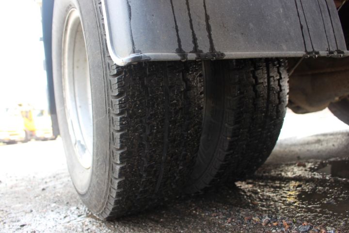 581580-15 Garbage truck Iveco Daily 4 * 2 (116249 km) -2010