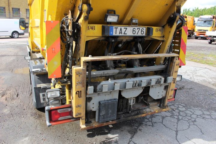 581580-19 Garbage truck Iveco Daily 4 * 2 (116249 km) -2010