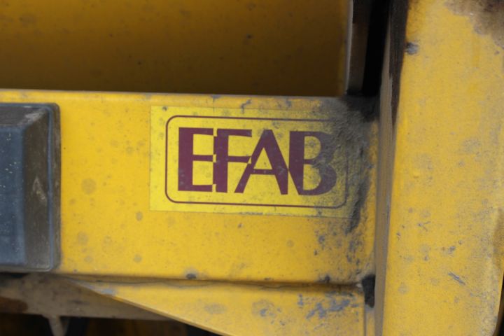 581580-21 Garbage truck Iveco Daily 4 * 2 (116249 km) -2010