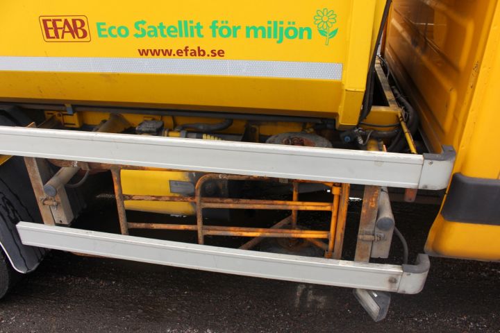 581580-24 Garbage truck Iveco Daily 4 * 2 (116249 km) -2010