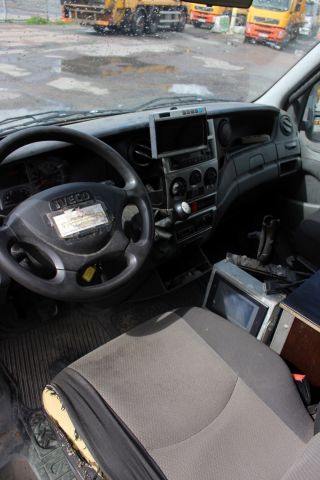 581580-27 Garbage truck Iveco Daily 4 * 2 (116249 km) -2010