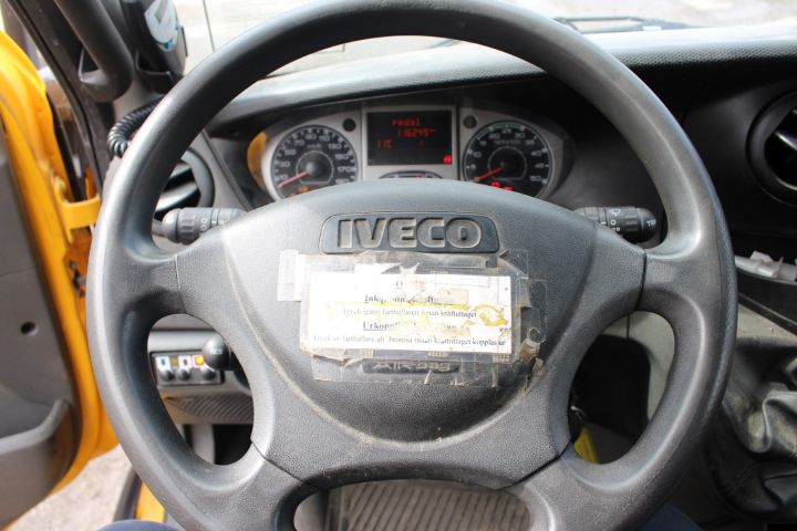 581580-28 Garbage truck Iveco Daily 4 * 2 (116249 km) -2010