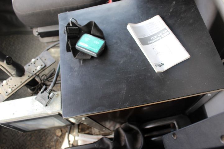 581580-32 Garbage truck Iveco Daily 4 * 2 (116249 km) -2010