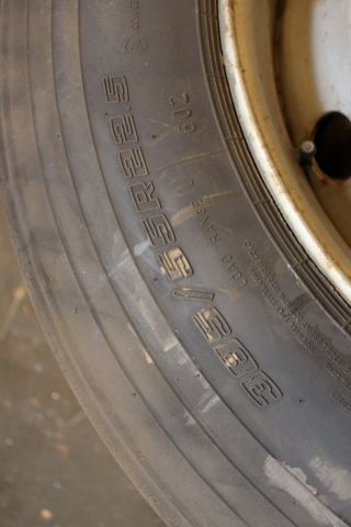 582120-3 Lastbilsdäck, 2 st, LBdach Goodgear, 385/55R225