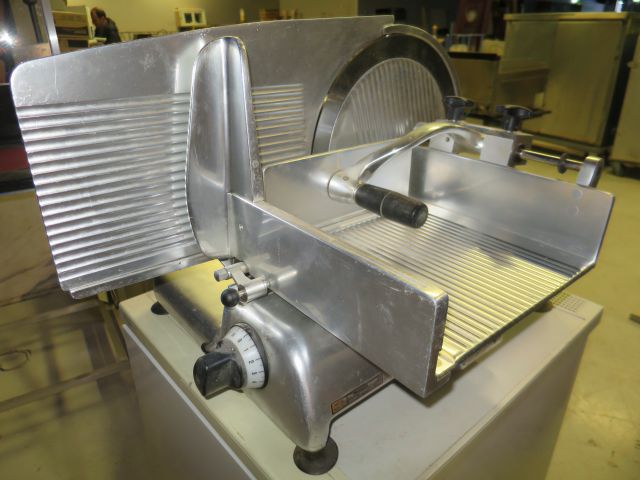 561768-1 Bizerba cutting machine