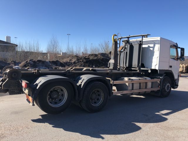 582556-7 Lastväxlare - VOLVO FM 440 6X2 -06