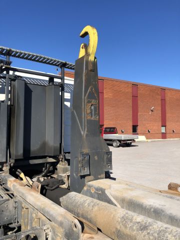 582556-9 Lastväxlare - VOLVO FM 440 6X2 -06